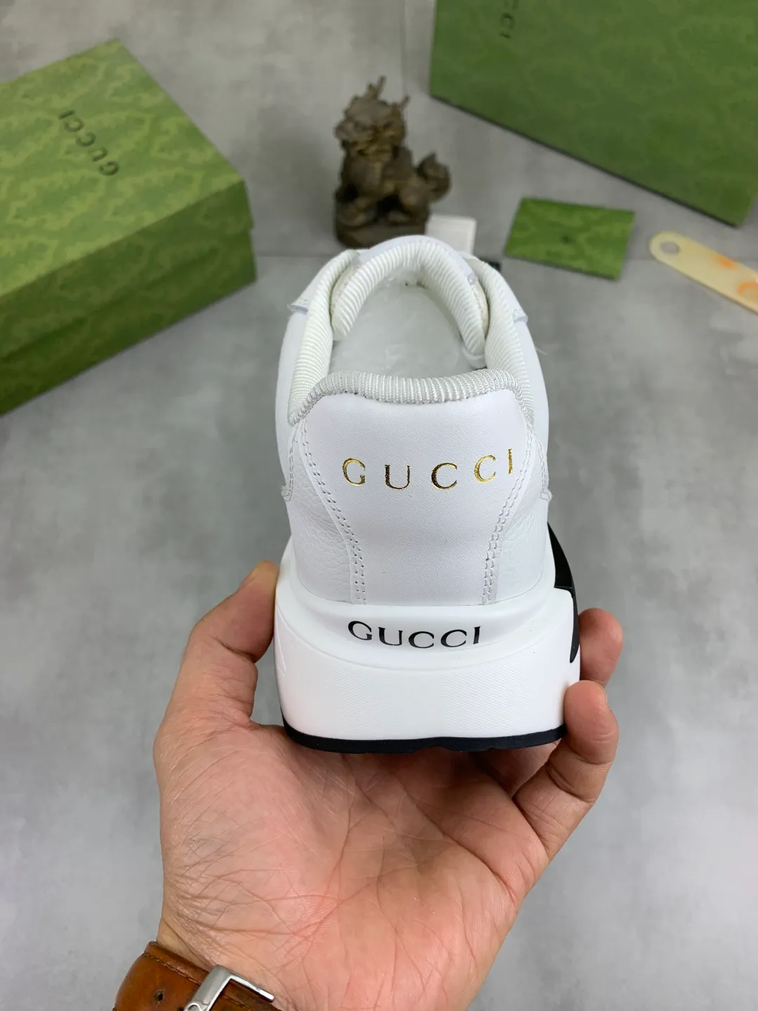 Men's shoes 💰P460💰【New model】🆘 The latest model from Gucci official website🎁Classic casual and fashionable men's shoes👟Best model💥The style is simple and elegant, exclusive for trendy men. Unique official website latest brand elements👑Gucci original decoration, fashionable and generous, the fabric is made of original soft calfskin➕Comfortable soft pigskin lining ✅Wear-resistant rubber outsole specified on the official website_Full of elasticity, the classic model taken at the counter 🎬Color: 3️⃣colors available😍Number of codes: 38-44 (45 46 customized)